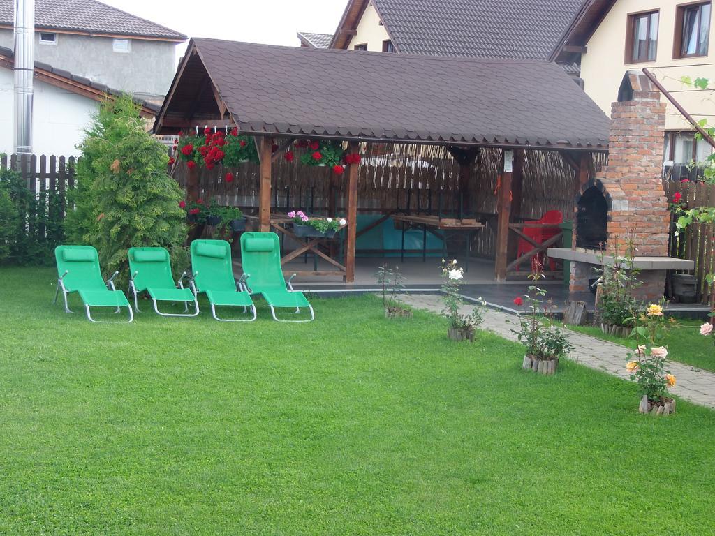 Pensiunea Dara Rîşnov Kültér fotó